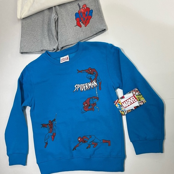 Marvel Red and White Superhero Costume - Picture 2 of 8